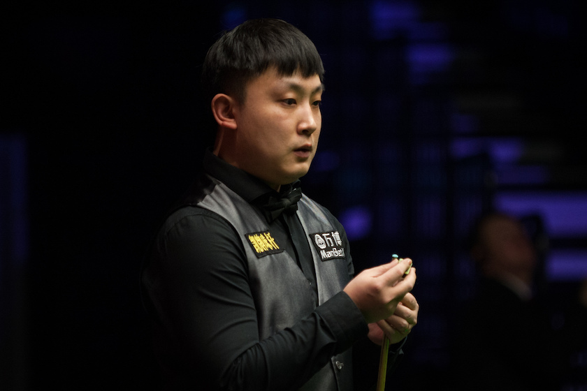 篮球场上 篮球场上