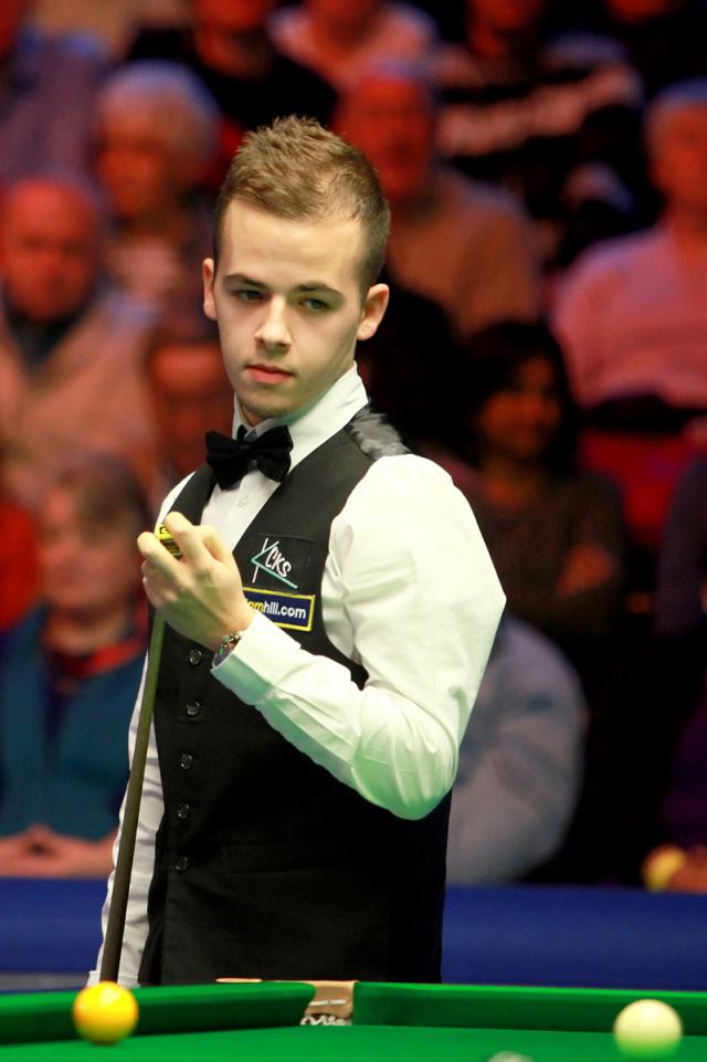 群的门将更 群的门将更