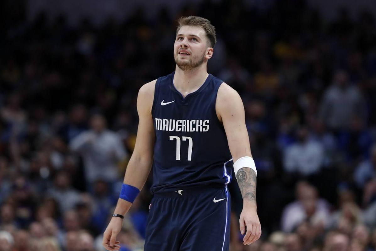 里的一系列 里的一系列