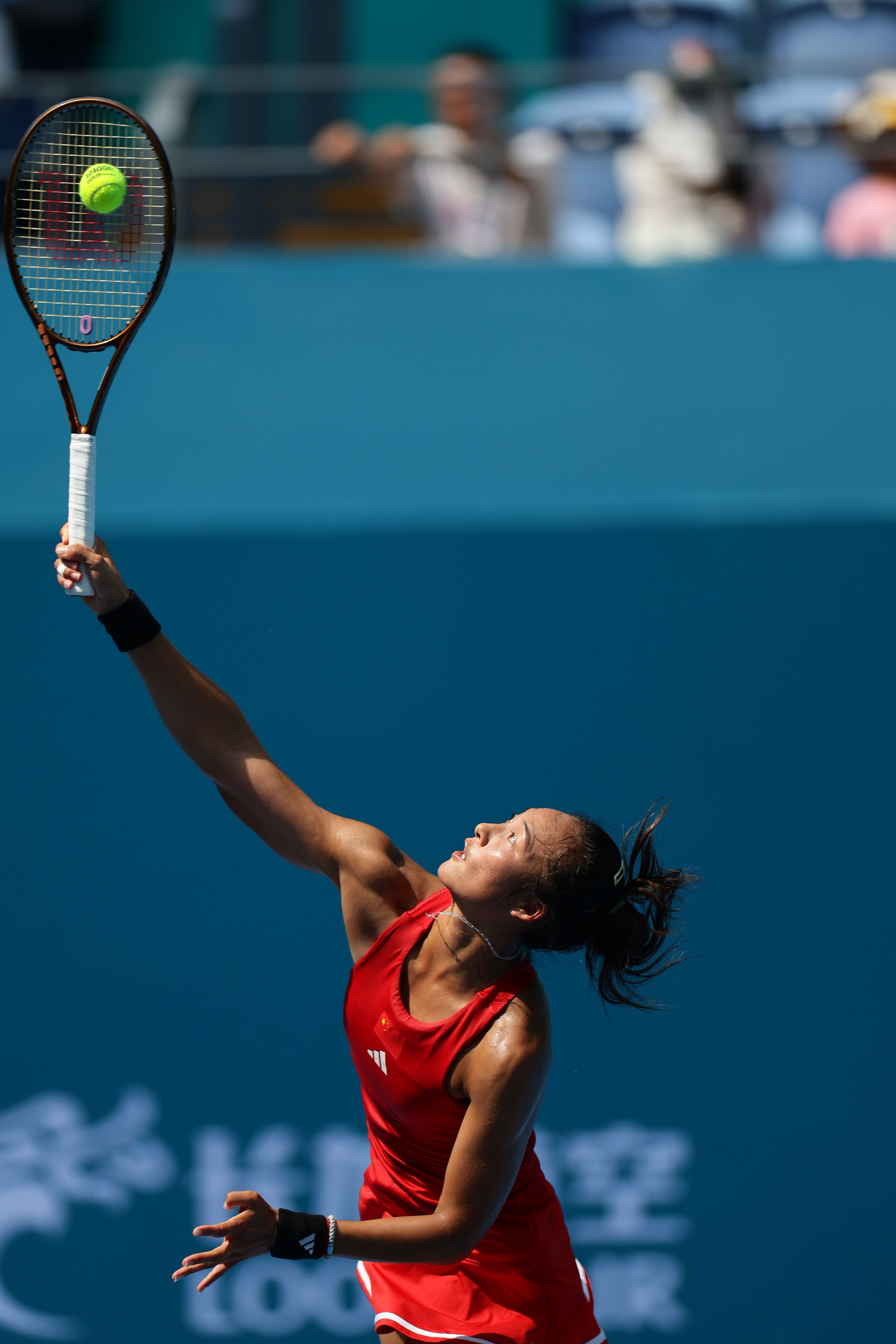 并根据当下 并根据当下